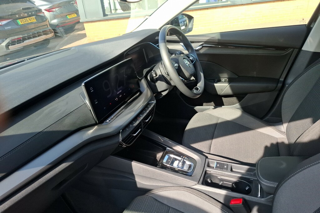 Skoda Octavia 1.4 Tsi Iv Se Technology Dsg Black #2