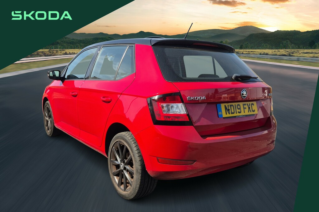 Skoda Fabia 1.0 Tsi Colour Edition Red #3