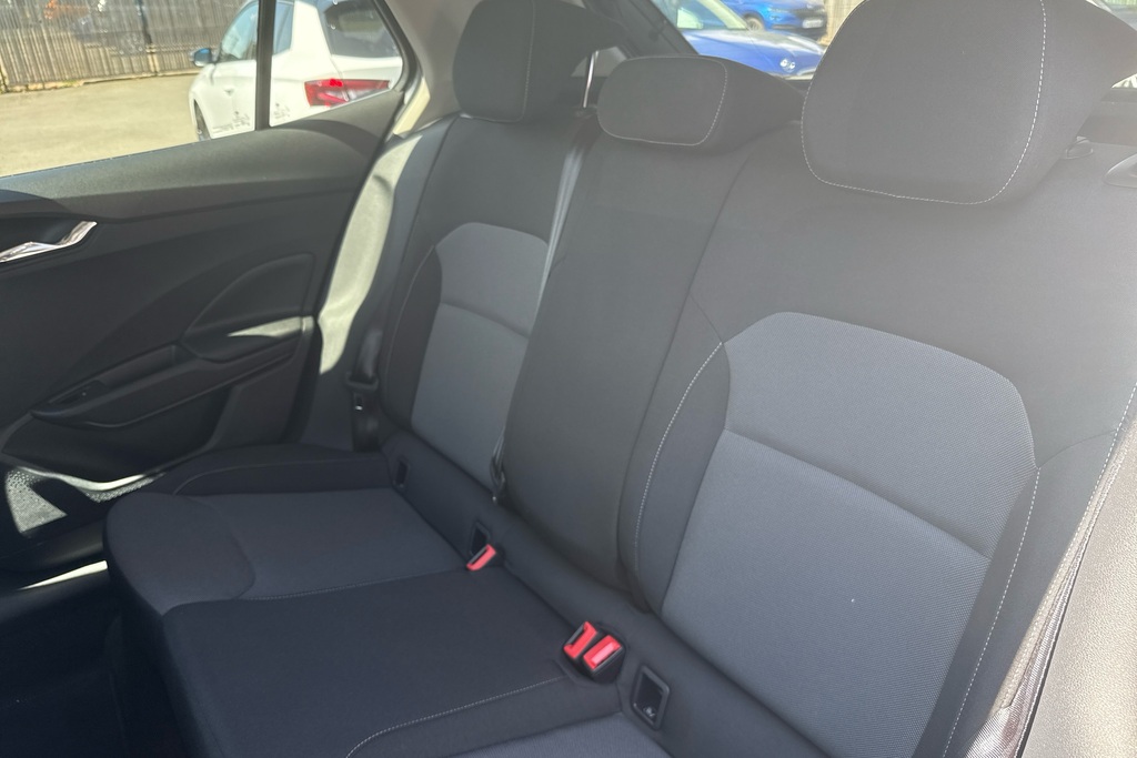 Skoda Fabia 1.0 Mpi 80 Design Edition #8