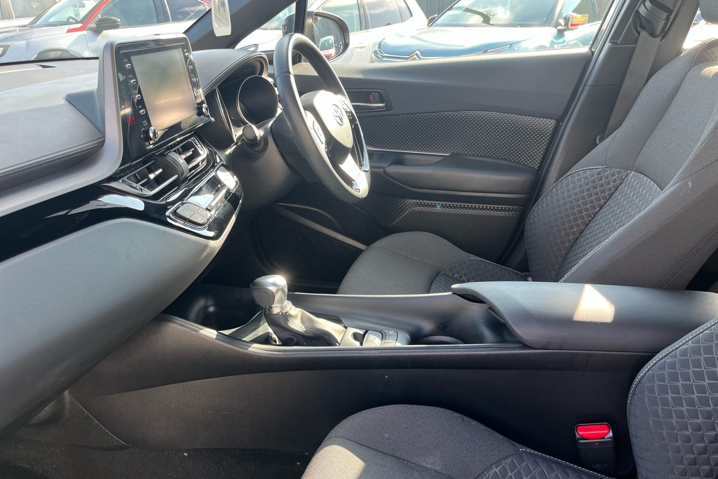 Toyota C-Hr 1.8 Hybrid Icon Cvt Black #6