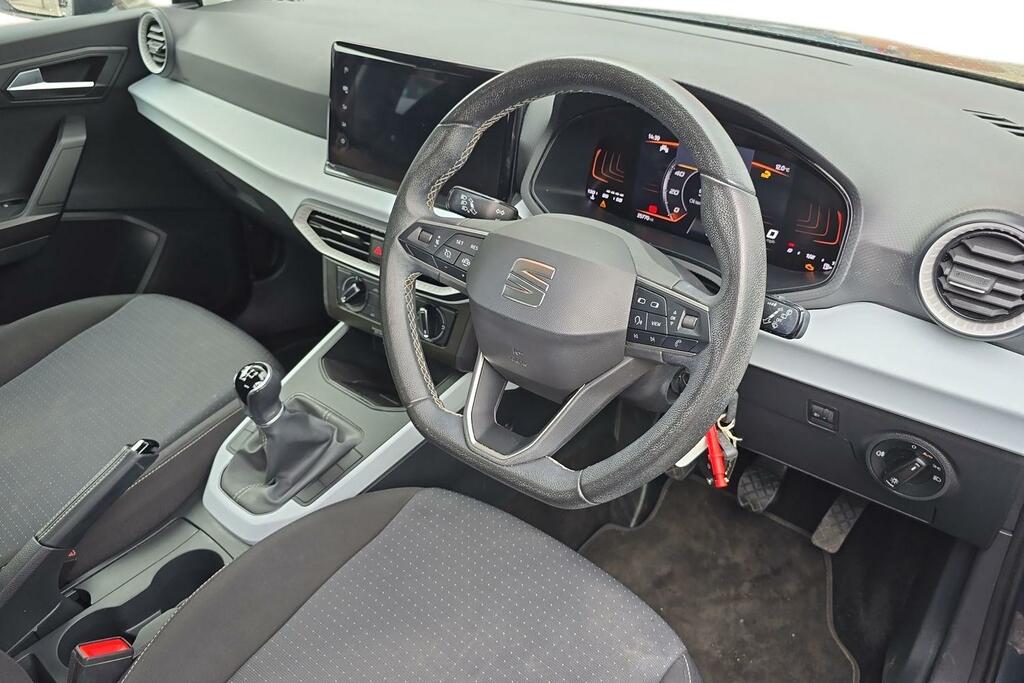 Seat Arona 1.0 Tsi Se Technology Grey #6