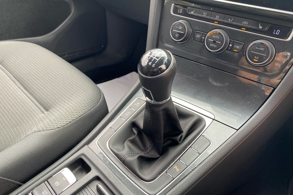 Volkswagen Golf 1.5 Tsi Life Grey #10