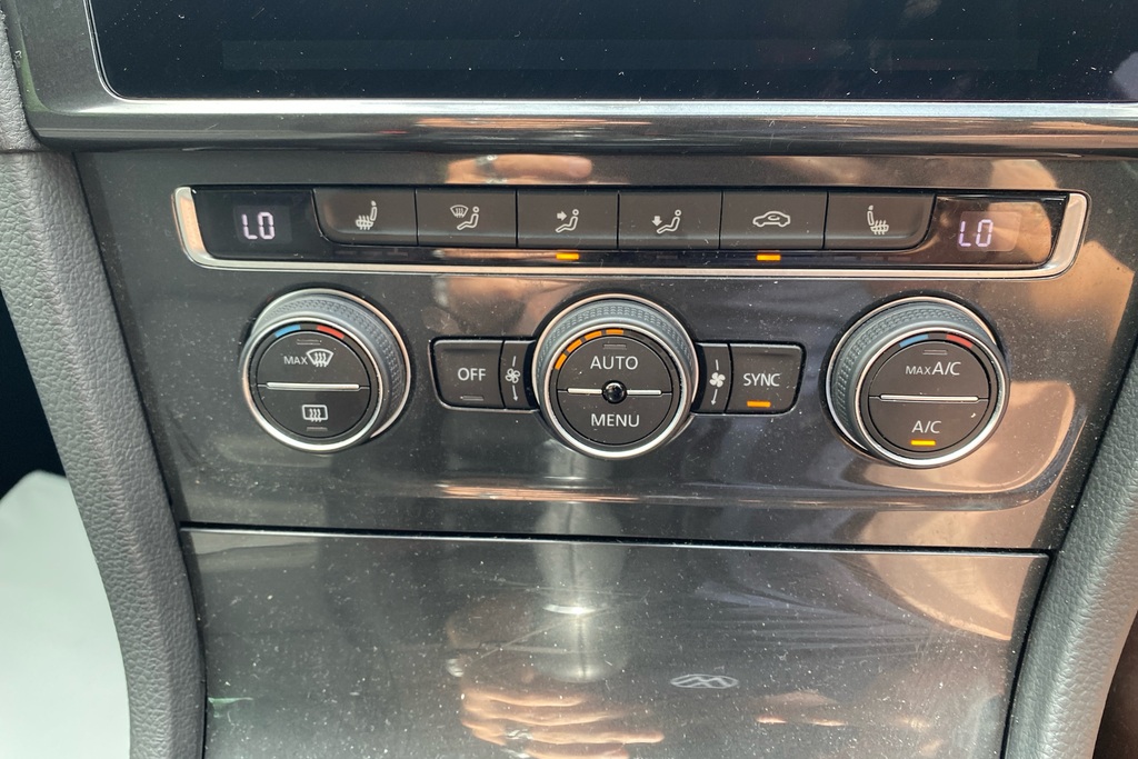 Volkswagen Golf 1.5 Tsi Life Grey #45