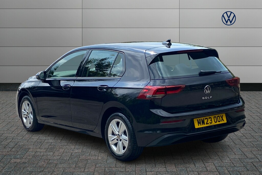 Volkswagen Golf 1.5 Tsi 150 Life Black #3