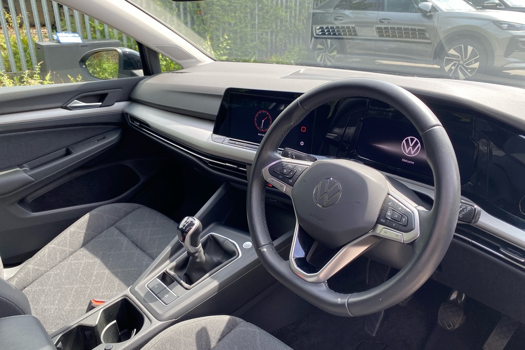 Volkswagen Golf 1.5 Tsi 150 Life Black #6