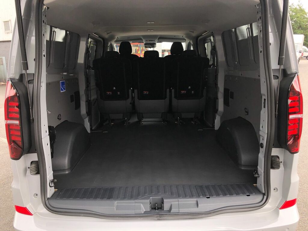 Volkswagen Transporter 2.0 Tdi 150 Commerce Pro Van Grey #24