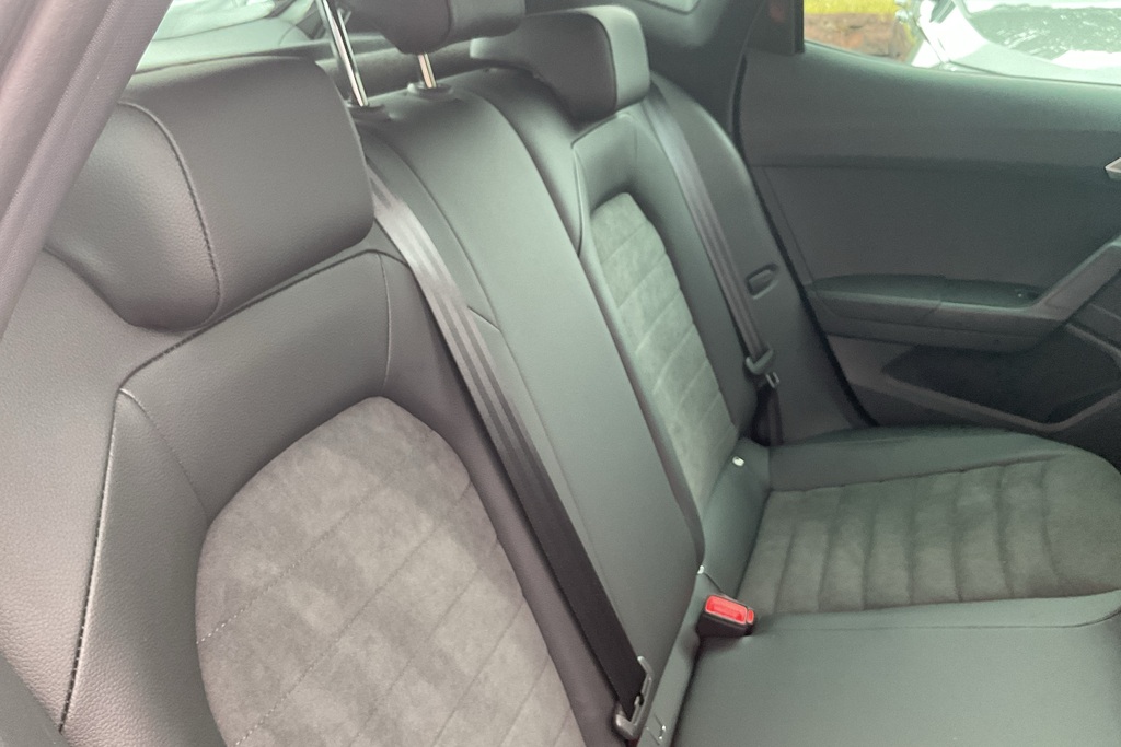 Seat Arona 1.0 Tsi Se Red #35