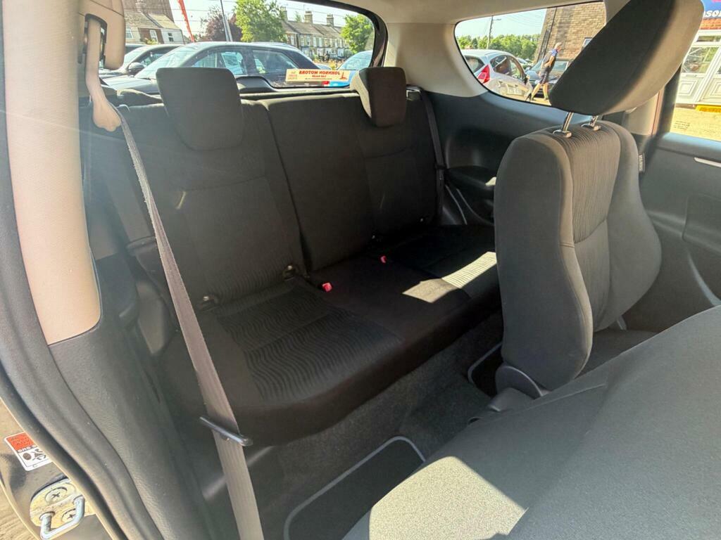 Suzuki Swift  Grey #11