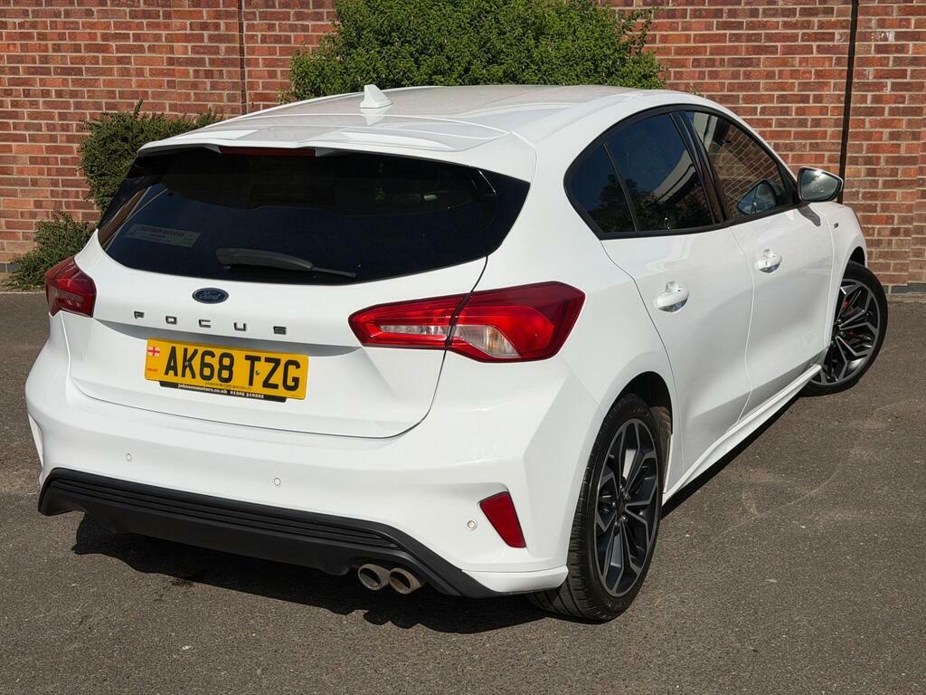 Ford Focus 1.0T Ecoboost Titanium Euro 6 Ss Black #8