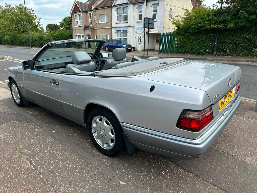 Mercedes-Benz E Class E280 Silver #11