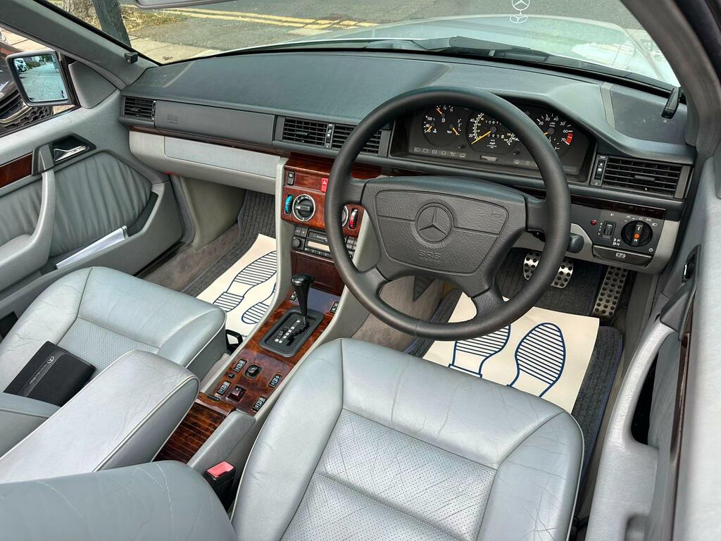 Mercedes-Benz E Class E280 Silver #14