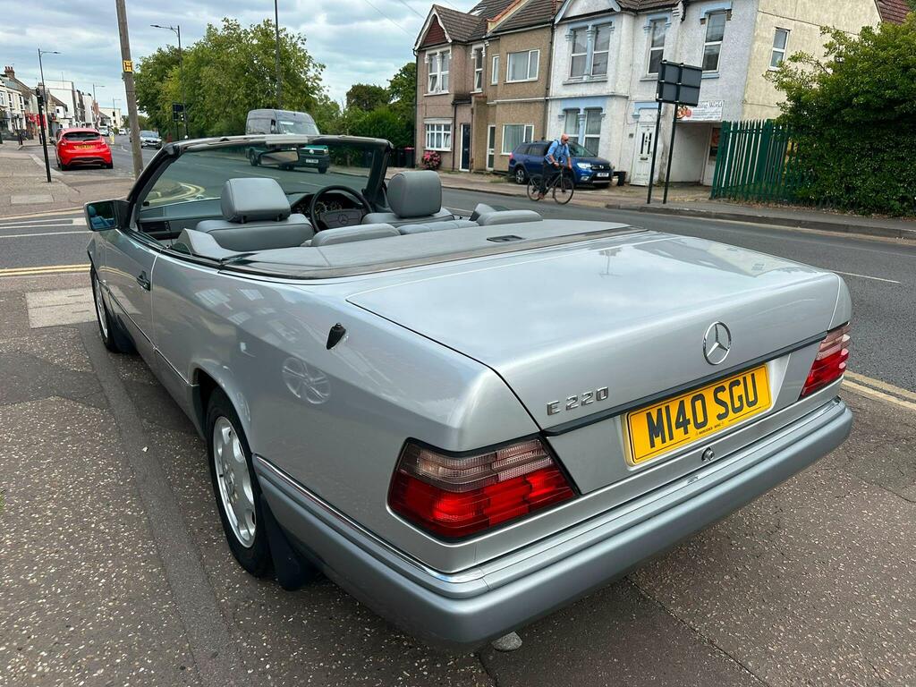 Mercedes-Benz E Class E280 Silver #9