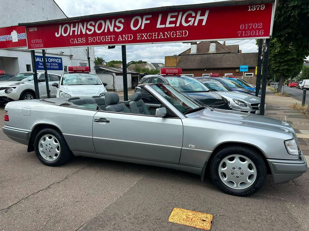 Mercedes-Benz E Class 2.2 E220 Cabriolet #3