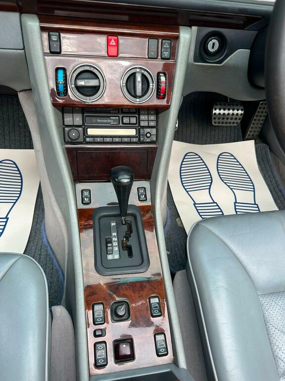Mercedes-Benz E Class E280 Silver #20