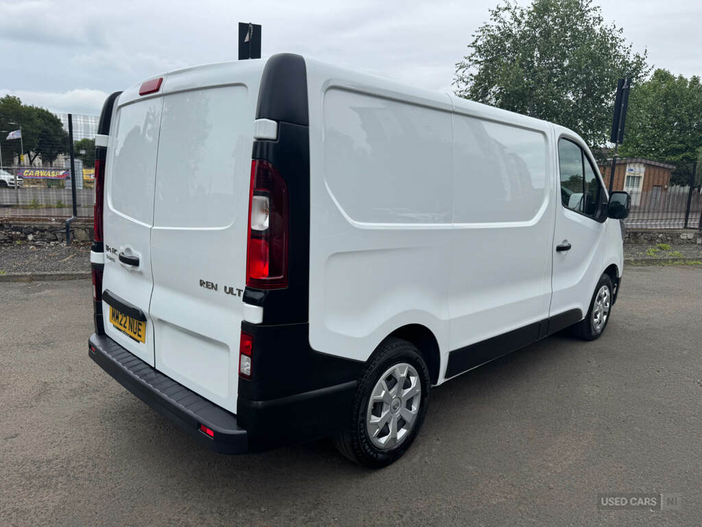 Renault Trafic Sl28 Blue Dci 130 Business Van MM22NUE White #4