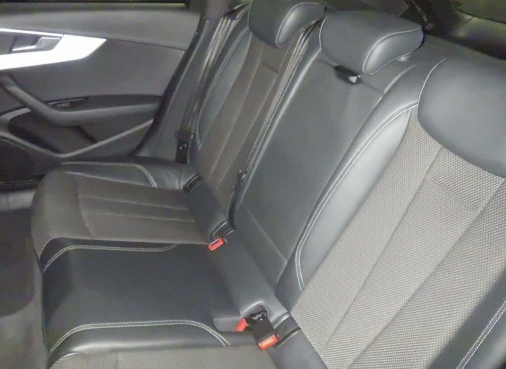 Audi A4 Avant 2L S Line Grey #5