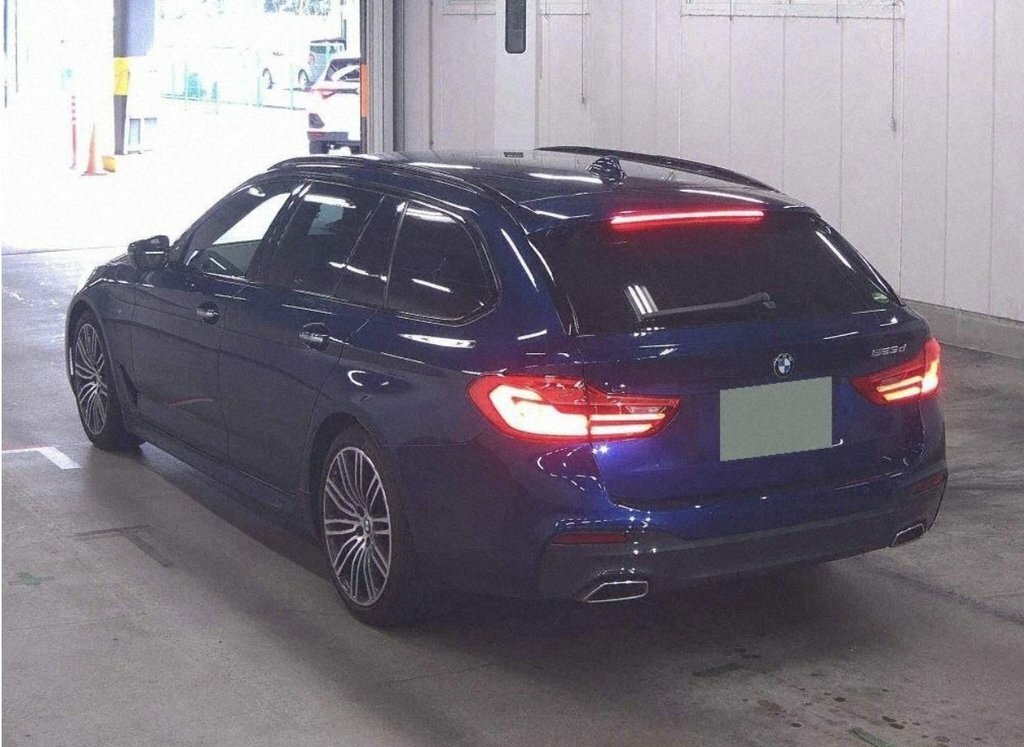BMW 5 Series 2L M Sport Blue #3