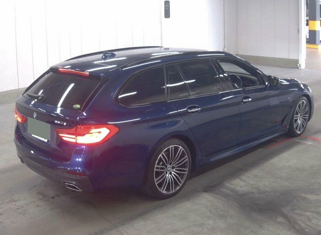 BMW 5 Series 2L M Sport Blue #4