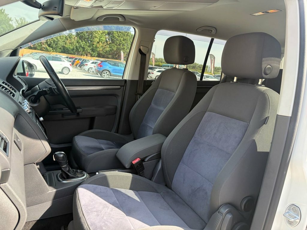 Volkswagen Touran  Blue #18