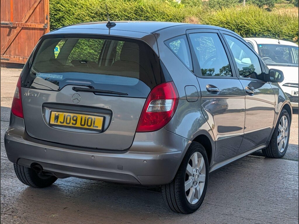 Mercedes-Benz A Class Hatchback Black #6