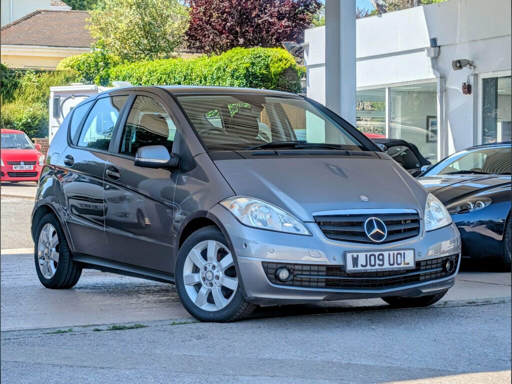 Mercedes-Benz A Class Hatchback Black #1