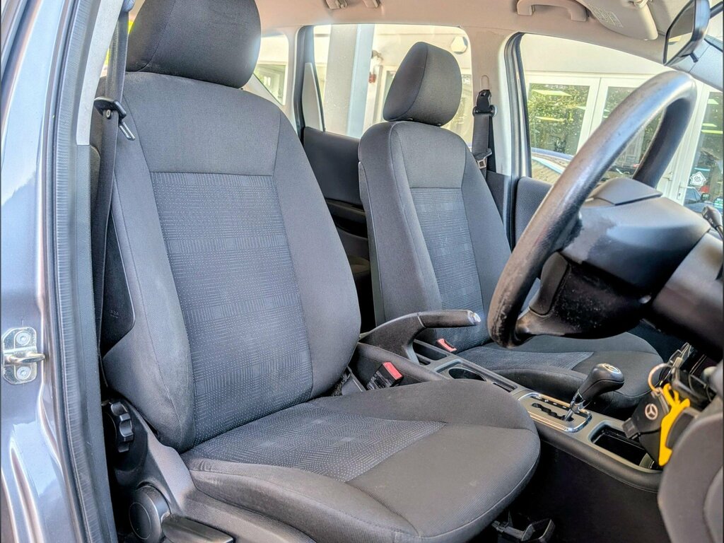 Mercedes-Benz A Class Hatchback Black #3