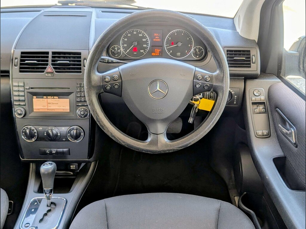 Mercedes-Benz A Class Hatchback Black #2