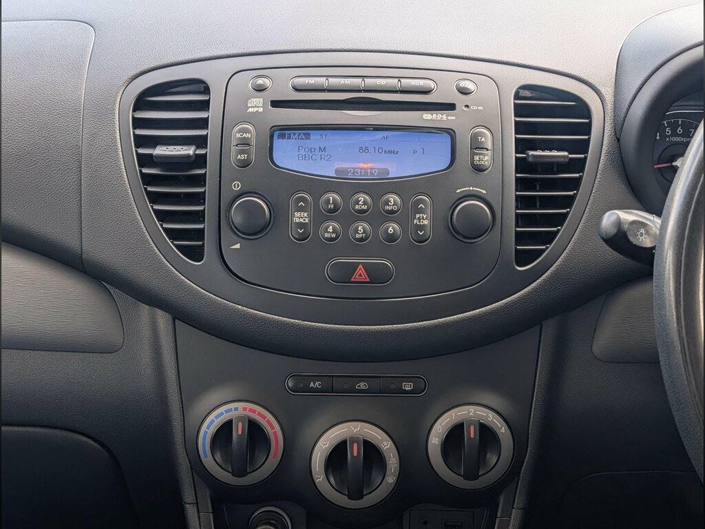 Hyundai I10 2013 13 1.2 Red #27