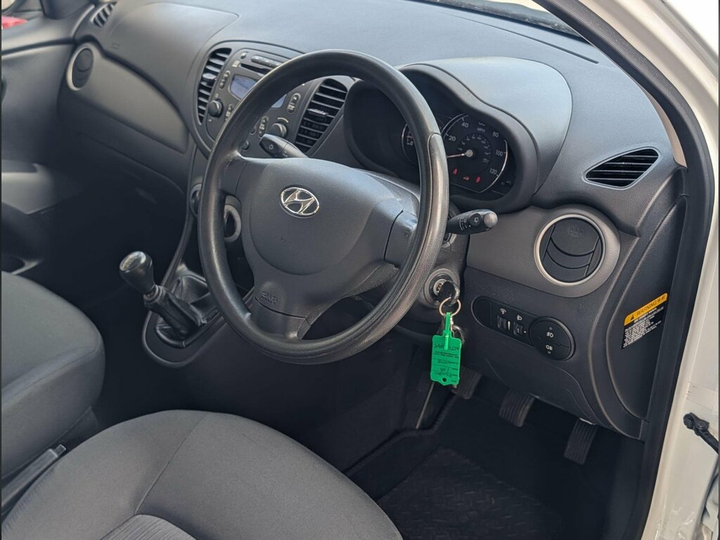 Hyundai I10 2013 13 1.2 Red #37