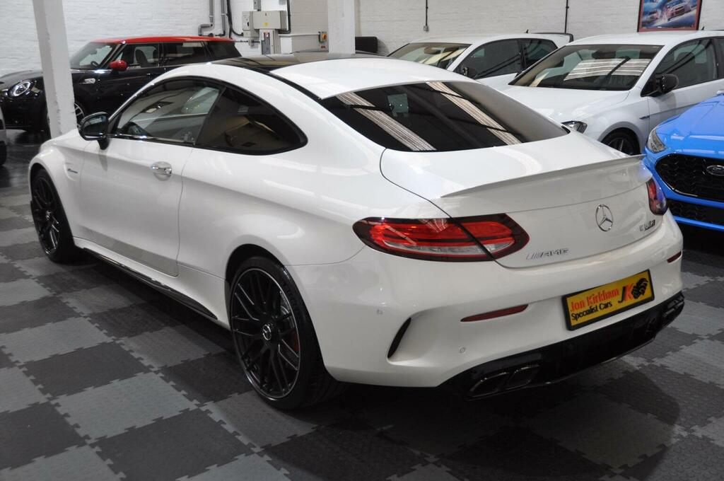 Mercedes-Benz C Class Coupe 4.0 C63 V8 Biturbo Amg S Night Edition Prem White #6