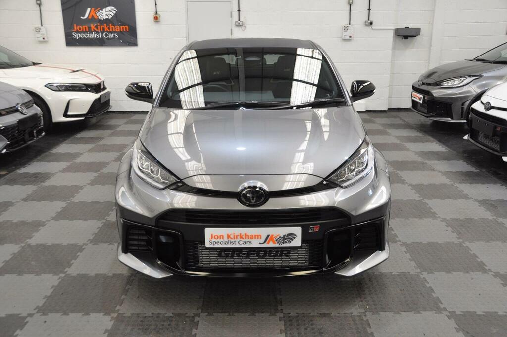 Toyota Yaris Hatchback 1.6T Gr Dat8 Awd Euro 6 202575 Grey #2
