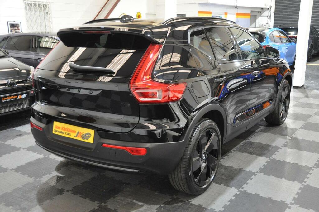 Volvo XC40 Suv 2.0 B3 Mhev Plus Black Edition Dct Euro 6 GY74VEL Black #4