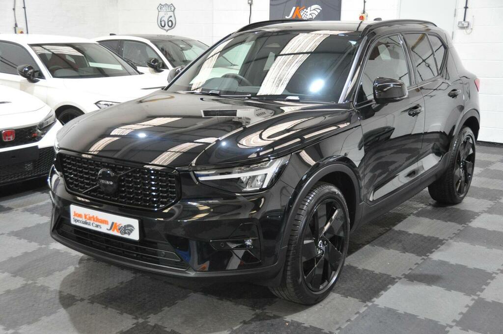 Volvo XC40 Suv 2.0 B3 Mhev Plus Black Edition Dct Euro 6 Black