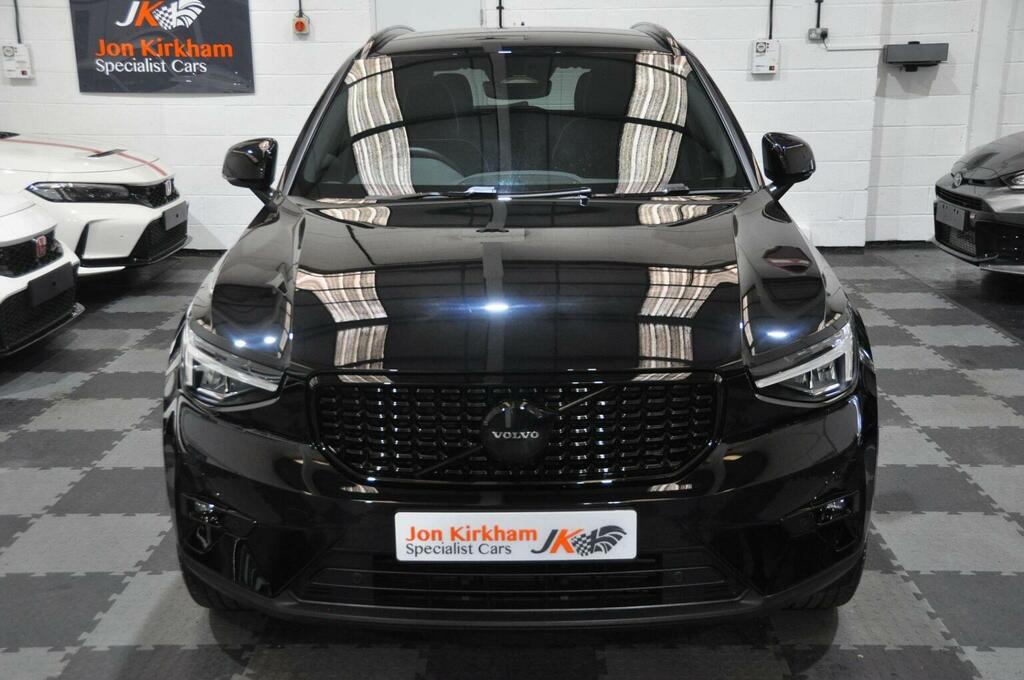 Volvo XC40 Suv 2.0 B3 Mhev Plus Black Edition Dct Euro 6 GY74VEL Black #2