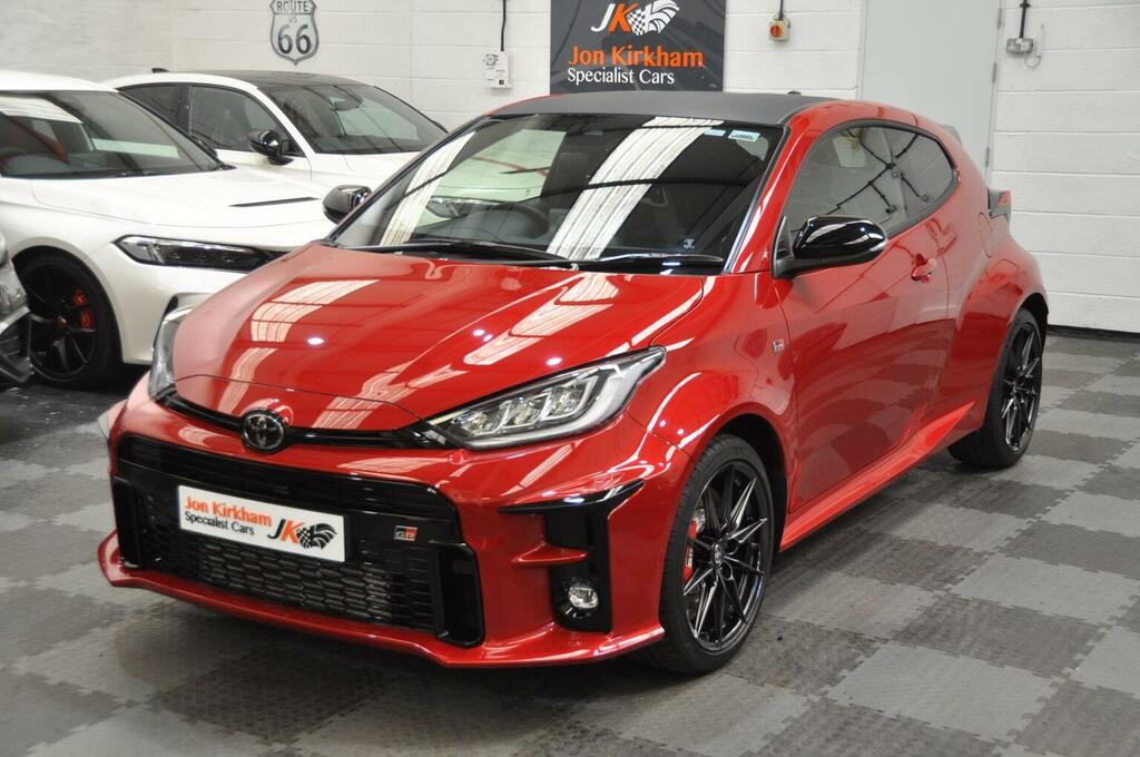 Toyota Yaris Hatchback 1.6T Gr Circuit Awd Euro 6 202272 WG72LWZ Red