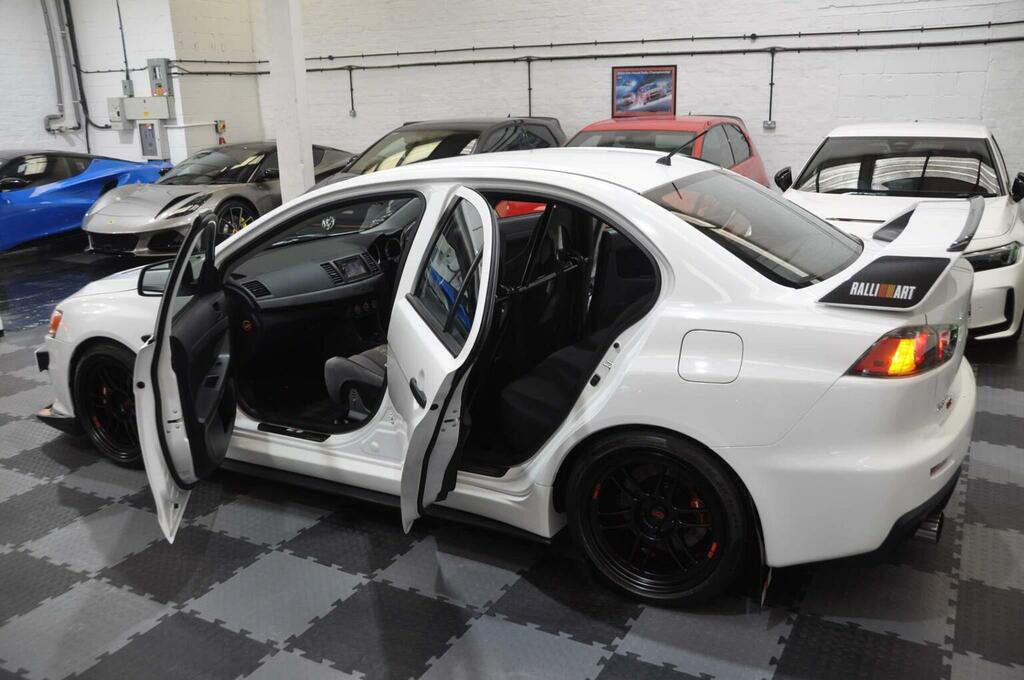 Mitsubishi Lancer Gs3 Red #61