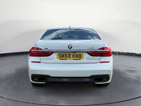 BMW 7 Series 3.0 740Ld Xdrive SK68KNB White #4