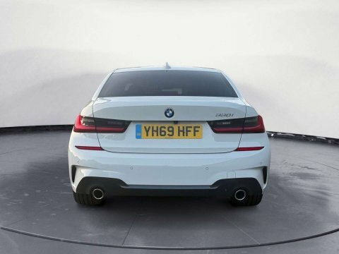 BMW 3 Series 2.0 330I M YH69HFF White #4