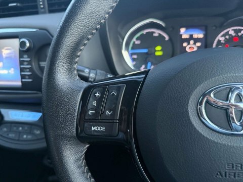 Toyota Yaris Icon Tech Grey #18