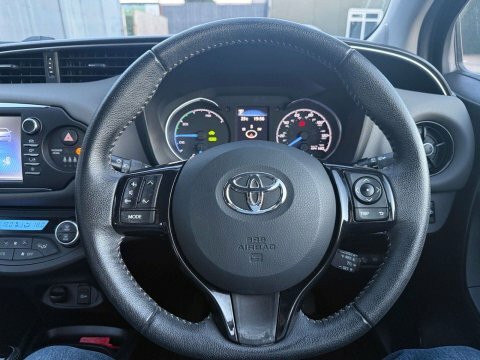 Toyota Yaris Icon Tech Grey #20