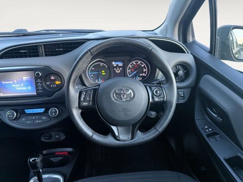 Toyota Yaris Icon Tech Grey #12