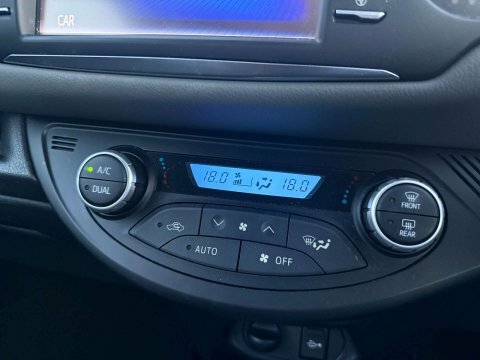 Toyota Yaris Icon Tech Grey #17