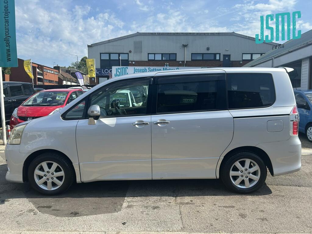 Toyota Noah Ptrl 2L Wheelchair Accesible 201060 7Seat, F Purple #15