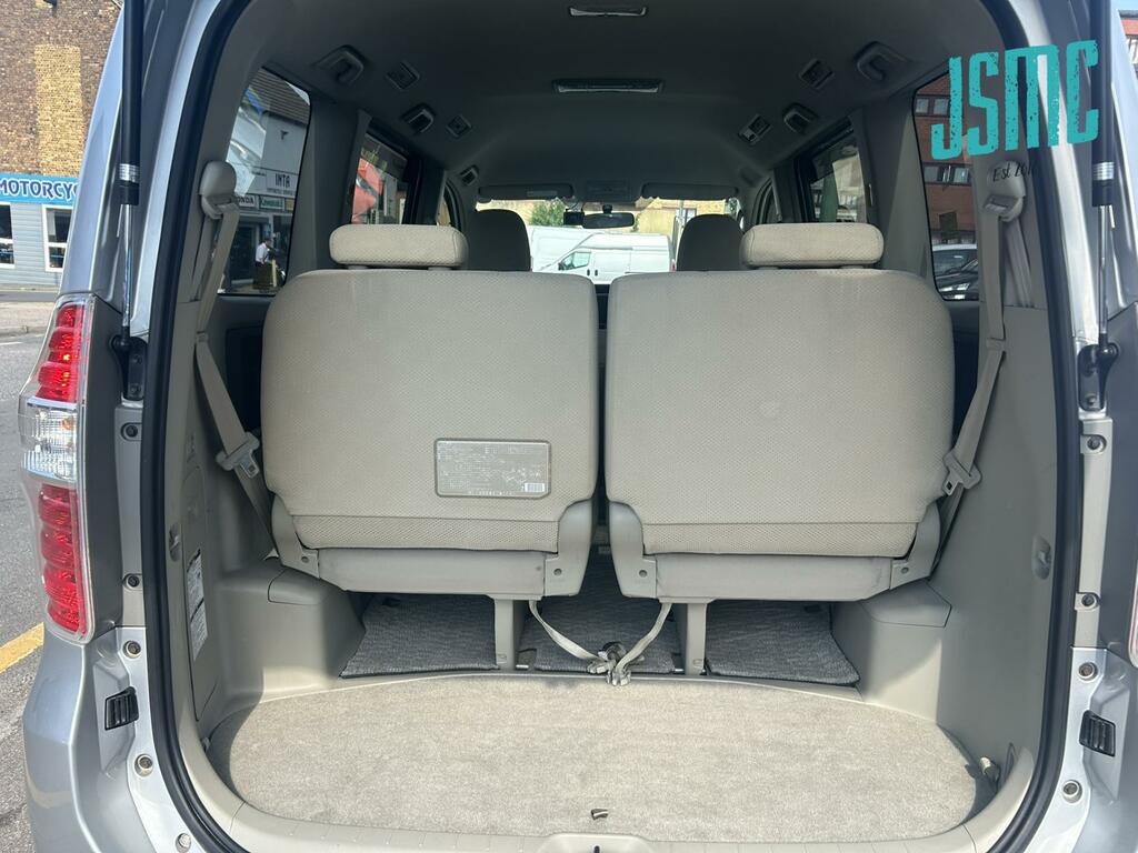 Toyota Noah Ptrl 2L Wheelchair Accesible 201060 7Seat, F Purple #14