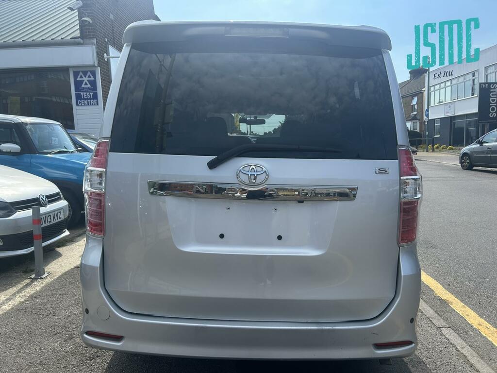 Toyota Noah Ptrl 2L Wheelchair Accesible 201060 7Seat, F Purple #23