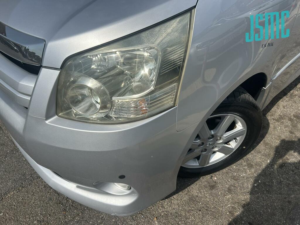 Toyota Noah Ptrl 2L Wheelchair Accesible 201060 7Seat, F Purple #29
