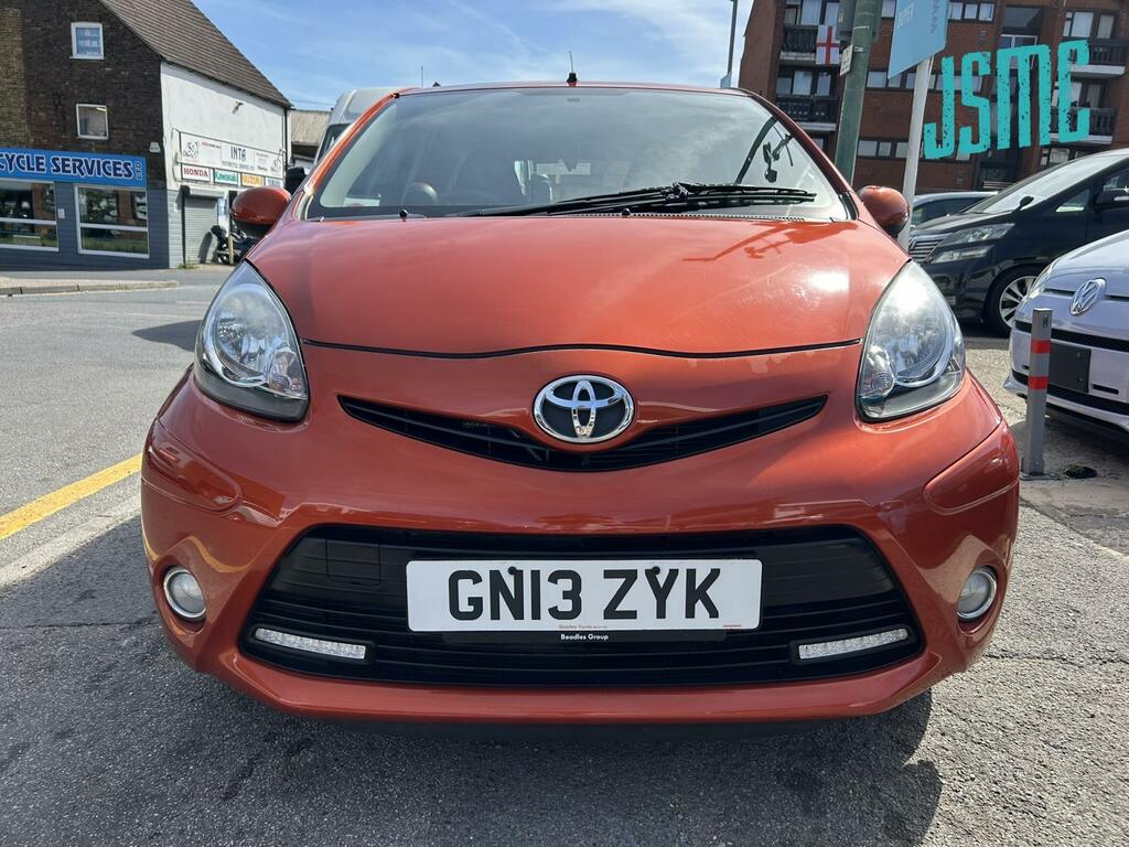 Toyota Aygo 1.0 Vvt-i Fire Hatchback Euro 5 Orange #6