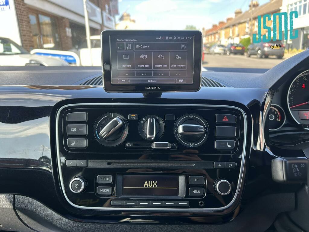 Volkswagen Up Street Up Black #5