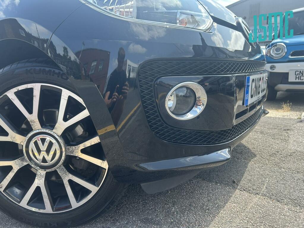 Volkswagen Up 1.0 Move Up Red #18