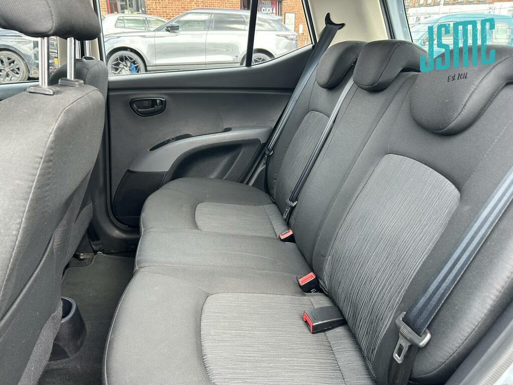 Hyundai I10 1.2 Active Hatchback Euro 5 85 Silver #3